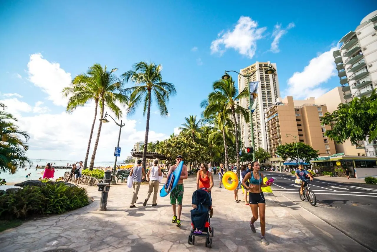Stylish Ocean View Condo Near Waikiki Beach With Free Parking! Honolulu ABD