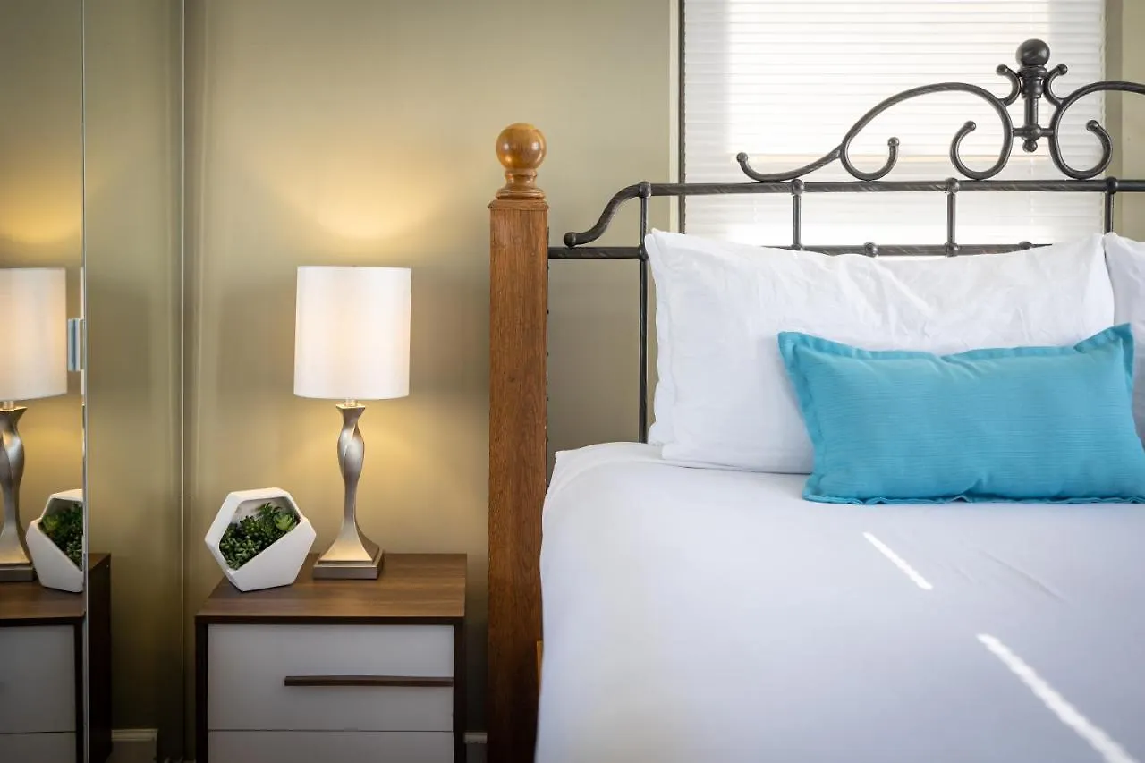 Stylish Ocean View Condo Near Waikiki Beach With Free Parking! 檀香山 0*,